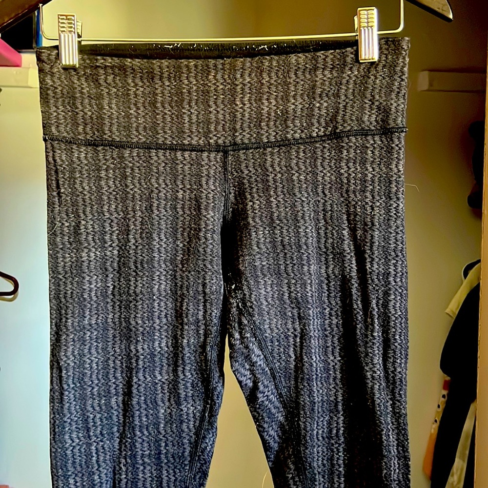 Lululemon Wunder under size 6